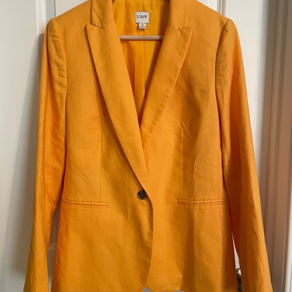 Classic Linen Blazer